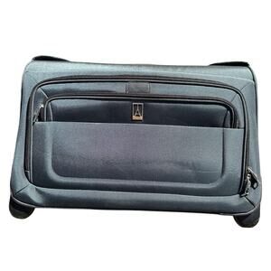 Travelpro Crew 8 Travel Garment Bag Cabin Carry On Luggage